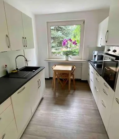 公寓 Zentral In Buer,ruhig,eg,garten,terrasse,garage *